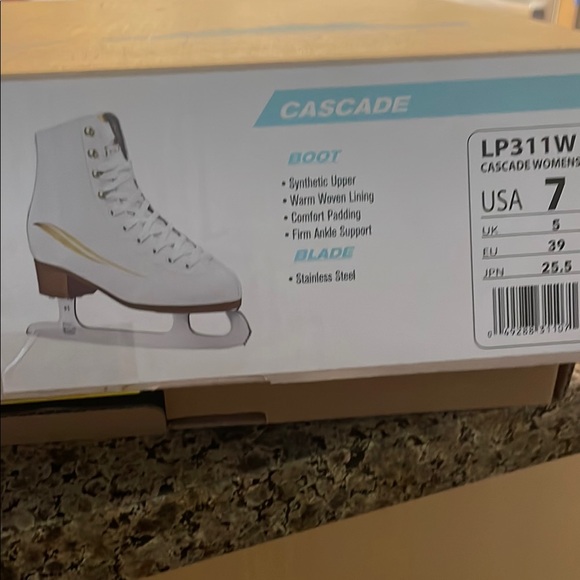 Cascade Other - White and Gold Figure Skates with Classic Design